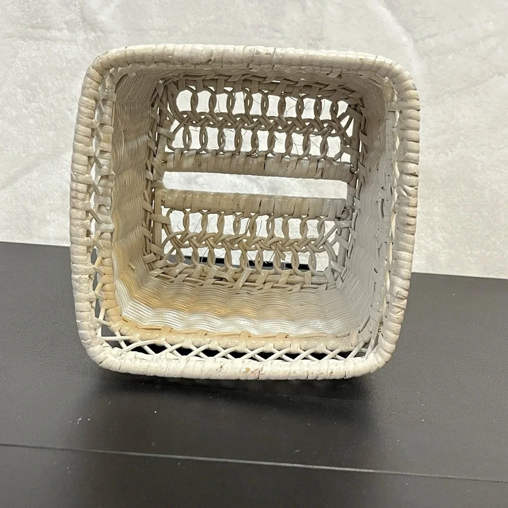 Vintage White Wicker Tissue Box Holder Cover Vanity Waste Basket Cottage Country